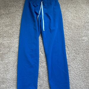 Figs Livingston Royal Blue